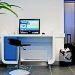 Ibis Messe Hotel 3*
