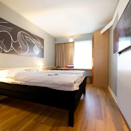Ibis Messe 3* Köln
