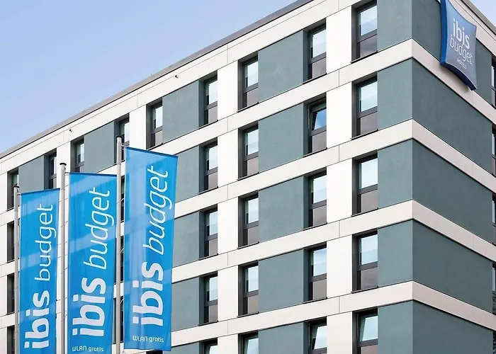 Ibis Messe 3*