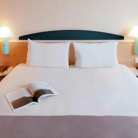 Ibis Messe
