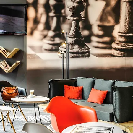 מלון Ibis Messe 3*