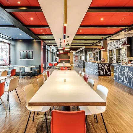 Ibis Messe 3*