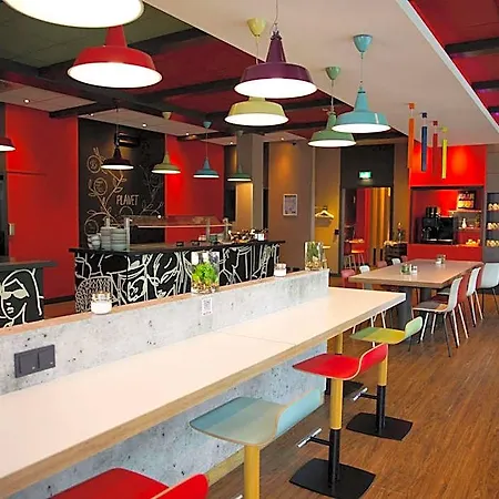 Ibis Messe Hotel 3*