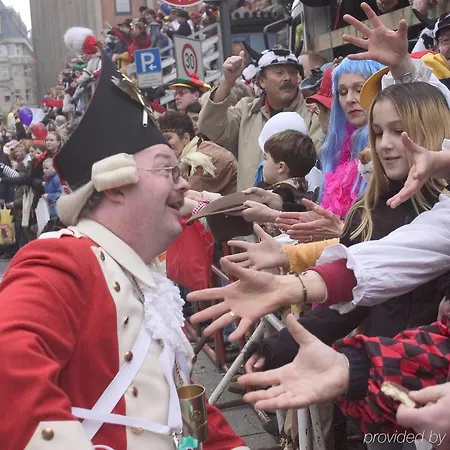 Ibis Messe 3* קלן