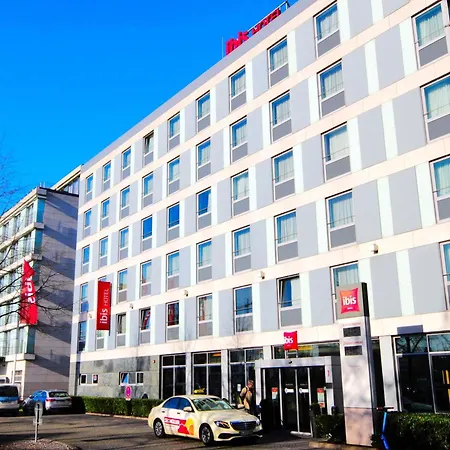 Ibis Messe Hotel 3*