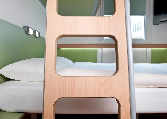 Ibis Messe 3*